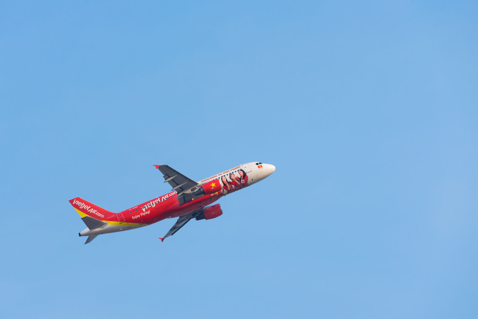 Vé máy bay giá rẻ Vietjet Air