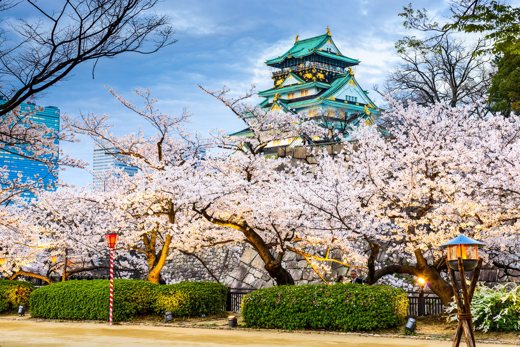 Vé máy bay giá rẻ đi Osaka