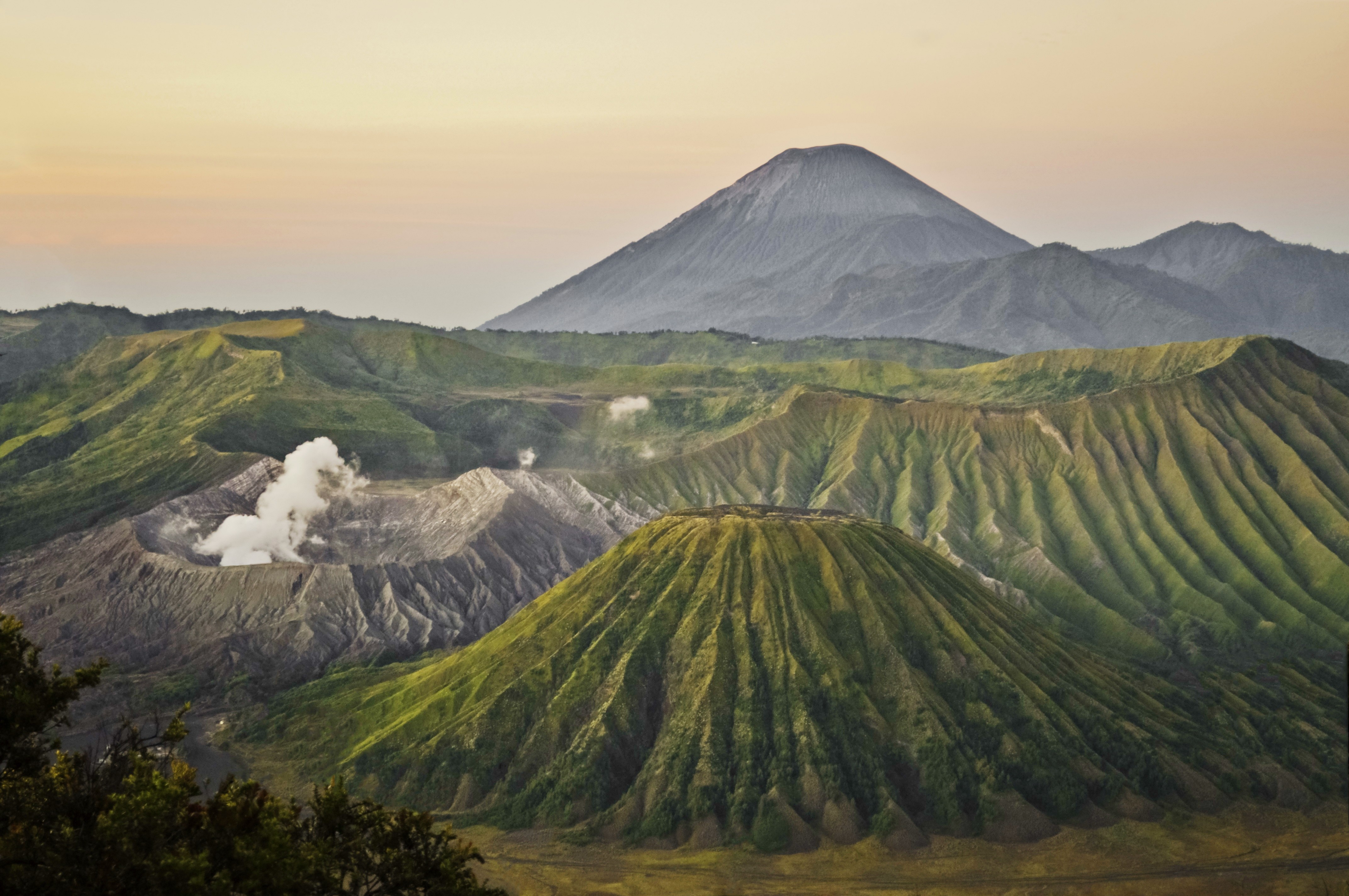 Vé máy bay giá rẻ đi Surabaya